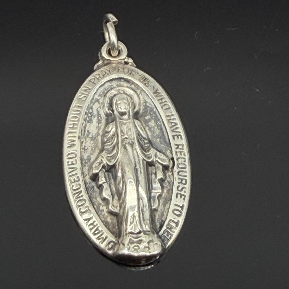 Vintage Sterling SIlver 925 Miraculous Mary Sacred Heart Oval Medal Pendant 1"